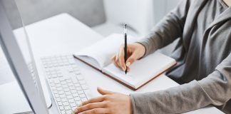 Why Do Businesses Need Professional Copywriters?